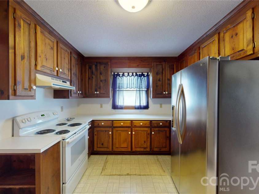 3033 Grassy Lane, Monroe, NC 28110.  MLS# CAR4394183, YatesRealty ID 31134. 