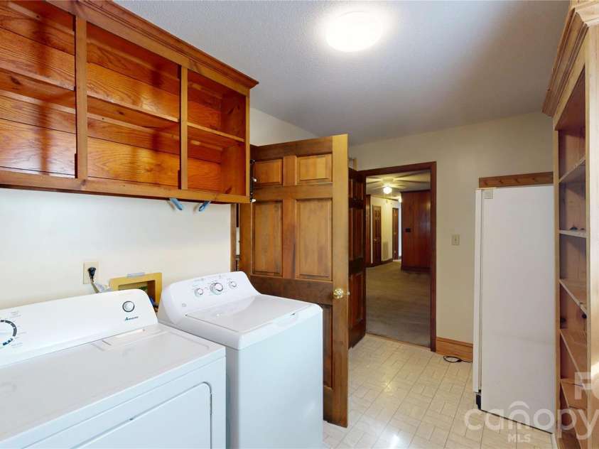 3033 Grassy Lane, Monroe, NC 28110.  MLS# CAR4394183, YatesRealty ID 31134. 