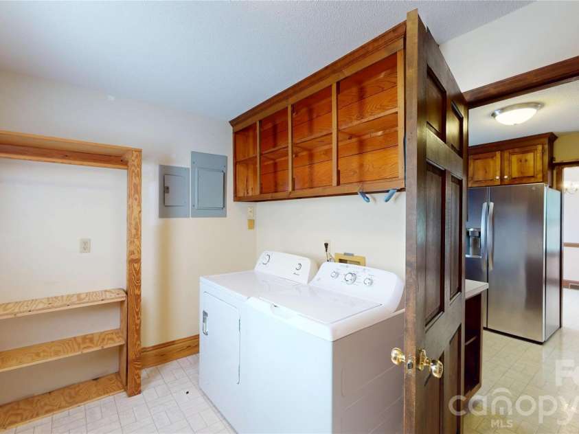 3033 Grassy Lane, Monroe, NC 28110.  MLS# CAR4394183, YatesRealty ID 31134. 