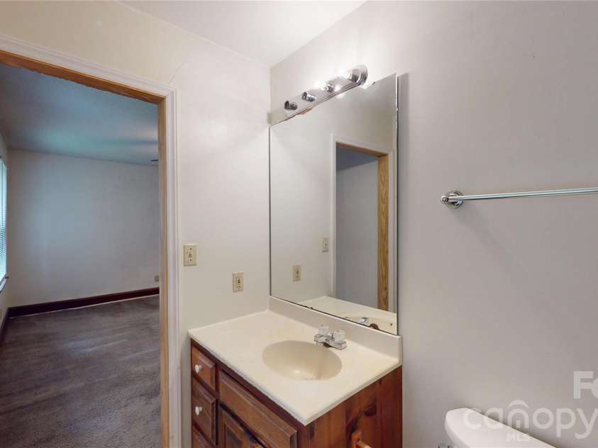 3033 Grassy Lane, Monroe, NC 28110.  MLS# CAR4394183, YatesRealty ID 31134. 