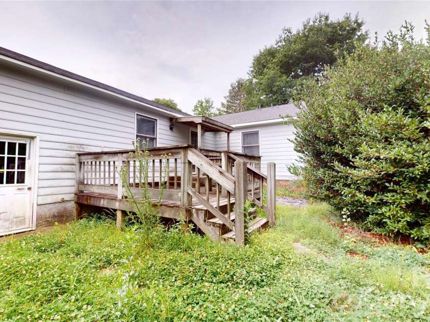 3033 Grassy Lane, Monroe, NC 28110.  MLS# CAR4394183, YatesRealty ID 31134. 