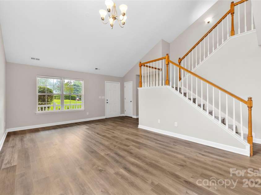 518 Canopy Court, Clover, SC 29710.  MLS# CAR4290448, YatesRealty ID 31136. 