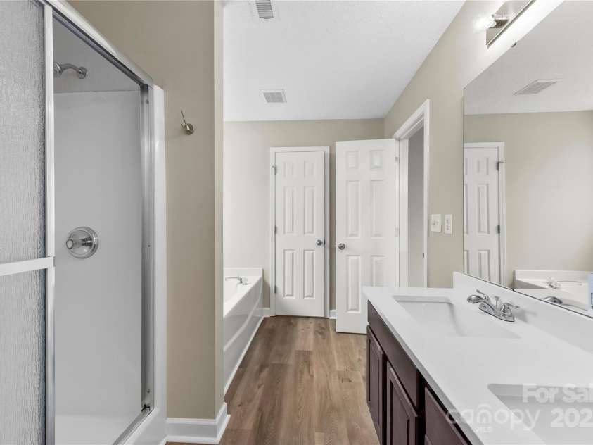 518 Canopy Court, Clover, SC 29710.  MLS# CAR4290448, YatesRealty ID 31136. 