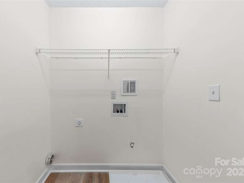 518 Canopy Court, Clover, SC 29710.  MLS# CAR4290448, YatesRealty ID 31136. 