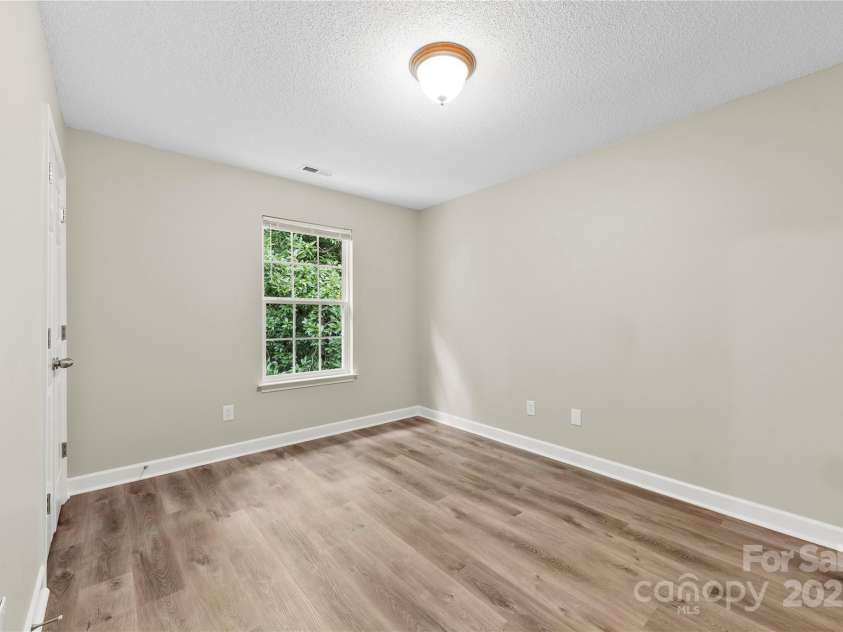 518 Canopy Court, Clover, SC 29710.  MLS# CAR4290448, YatesRealty ID 31136. 