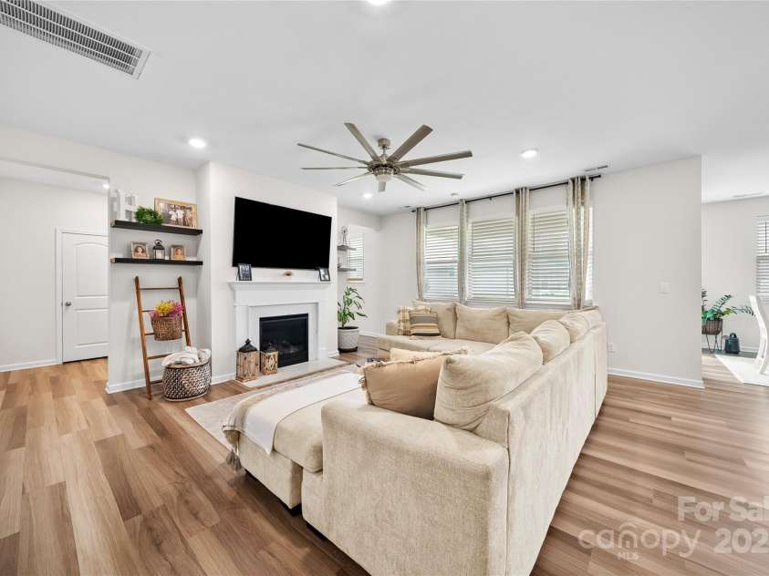 10900 Sparkle Creek Drive, Midland, NC 28107.  MLS# CAR4290524, YatesRealty ID 31137. 