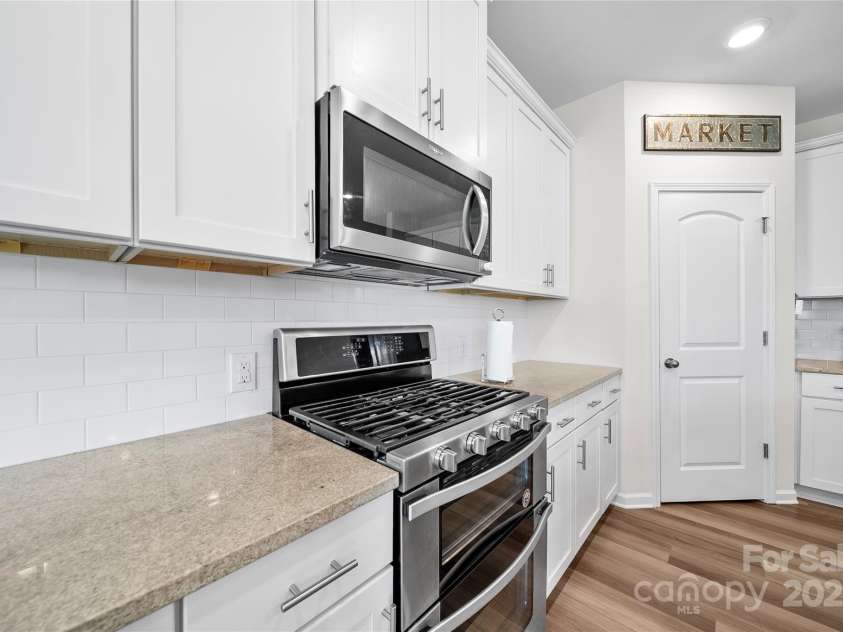 10900 Sparkle Creek Drive, Midland, NC 28107.  MLS# CAR4290524, YatesRealty ID 31137. 