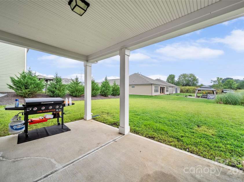 10900 Sparkle Creek Drive, Midland, NC 28107.  MLS# CAR4290524, YatesRealty ID 31137. 