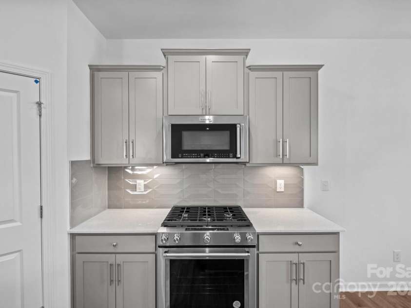 11501 Glasden Road, Charlotte, NC 28278.  MLS# CAR4290638, YatesRealty ID 31138. Representative Photo Only