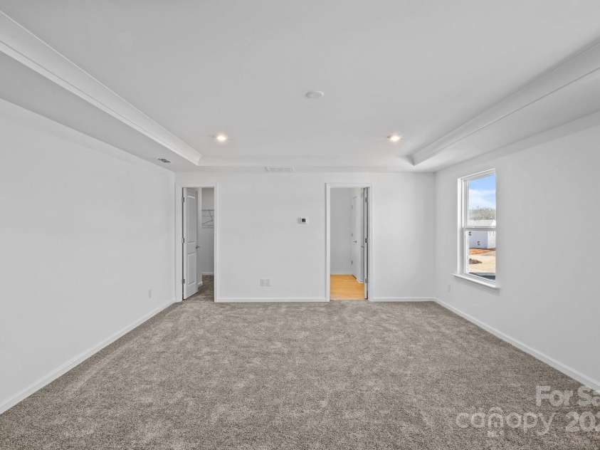 11501 Glasden Road, Charlotte, NC 28278.  MLS# CAR4290638, YatesRealty ID 31138. Representative Photo Only