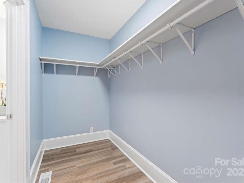 166 Franklin Avenue, Concord, NC 28025.  MLS# CAR4244118, YatesRealty ID 3114. 