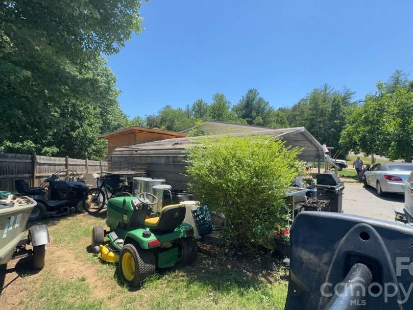 1694 Roy Caldwell Street, Morganton, NC 28655.  MLS# CAR4393094, YatesRealty ID 31140. 