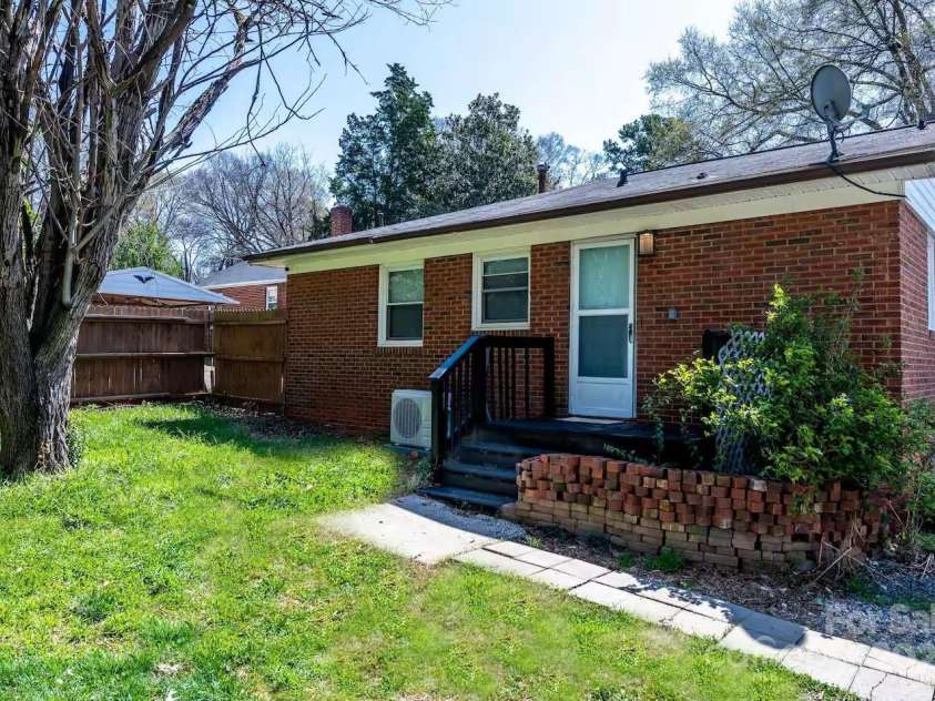 3337 Washburn Avenue, Charlotte, NC 28205.  MLS# CAR4290640, YatesRealty ID 31140. Rear Elevation