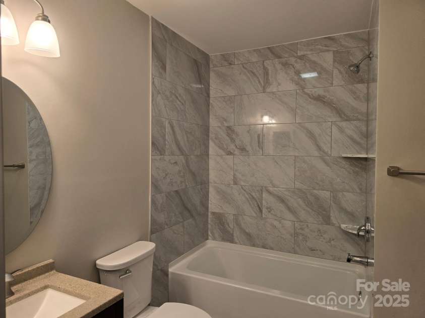 126 Sunset Drive, Chester, SC 29706.  MLS# CAR4290675, YatesRealty ID 31141. 