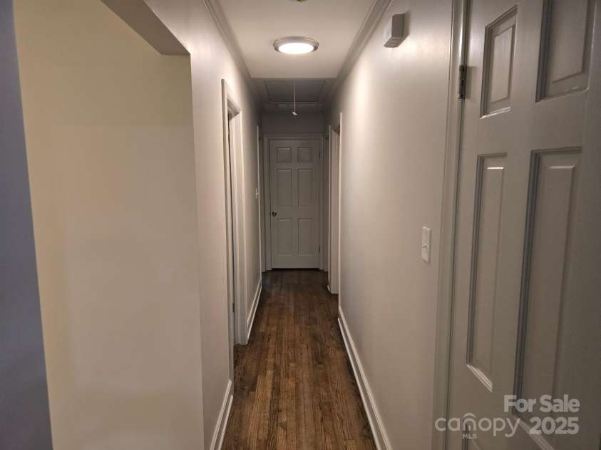 126 Sunset Drive, Chester, SC 29706.  MLS# CAR4290675, YatesRealty ID 31141. 