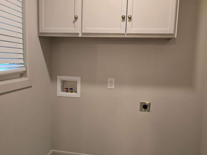 126 Sunset Drive, Chester, SC 29706.  MLS# CAR4290675, YatesRealty ID 31141. 