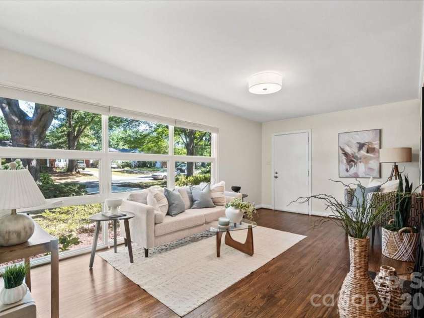 4439 Applegate Road, Charlotte, NC 28209.  MLS# CAR4391147, YatesRealty ID 31142. 