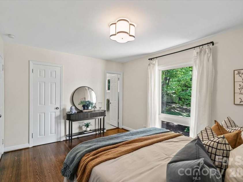4439 Applegate Road, Charlotte, NC 28209.  MLS# CAR4391147, YatesRealty ID 31142. 