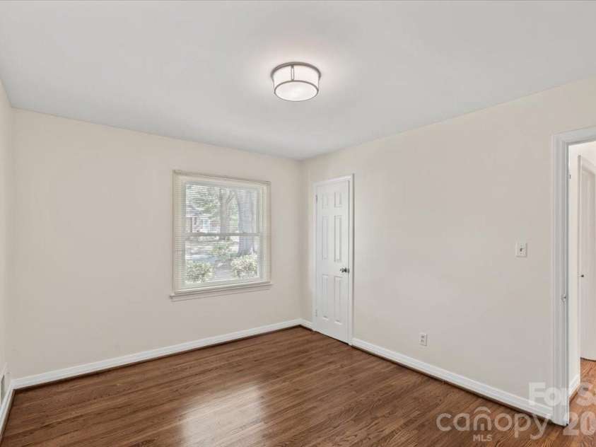 4439 Applegate Road, Charlotte, NC 28209.  MLS# CAR4391147, YatesRealty ID 31142. 