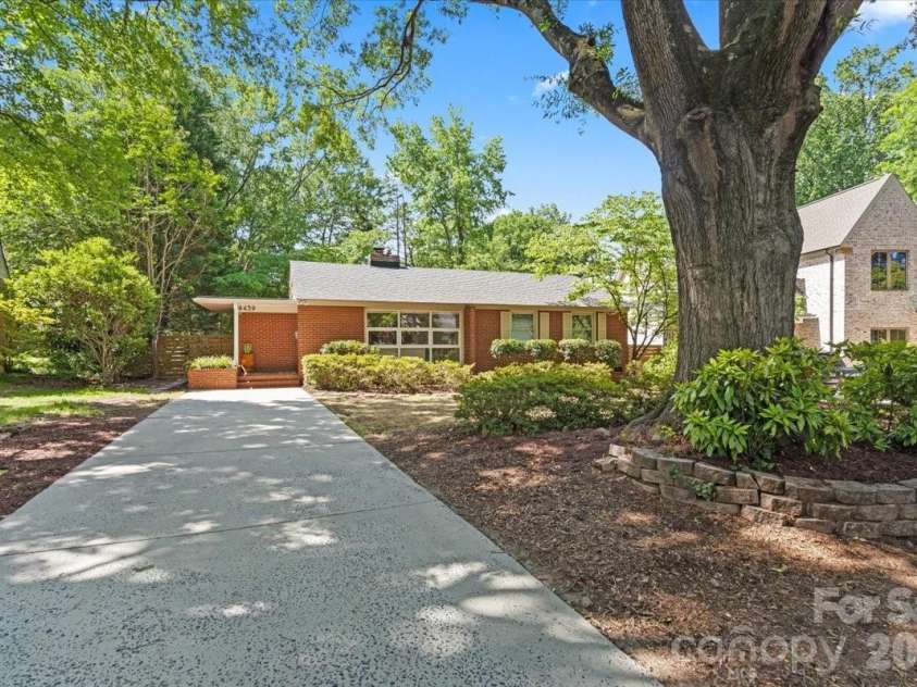 4439 Applegate Road, Charlotte, NC 28209.  MLS# CAR4391147, YatesRealty ID 31142. 