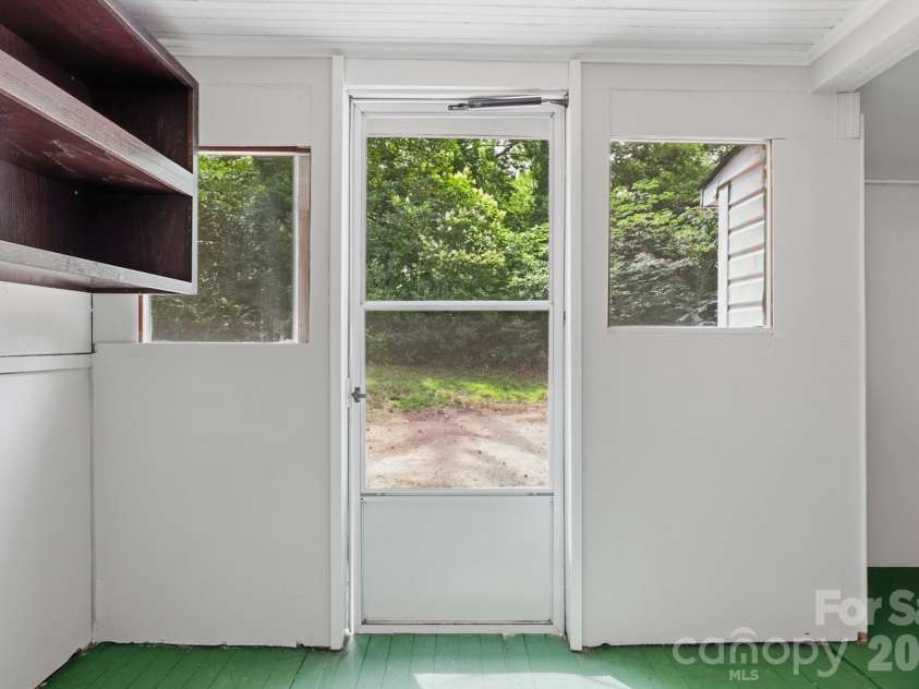 417 York Avenue, Kannapolis, NC 28083.  MLS# CAR4394252, YatesRealty ID 31143. 