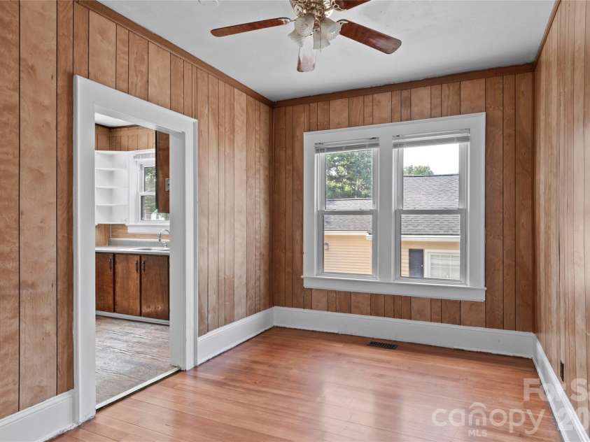 2805 Bon Air Avenue, Winston Salem, NC 27105.  MLS# CAR4390543, YatesRealty ID 31144. 