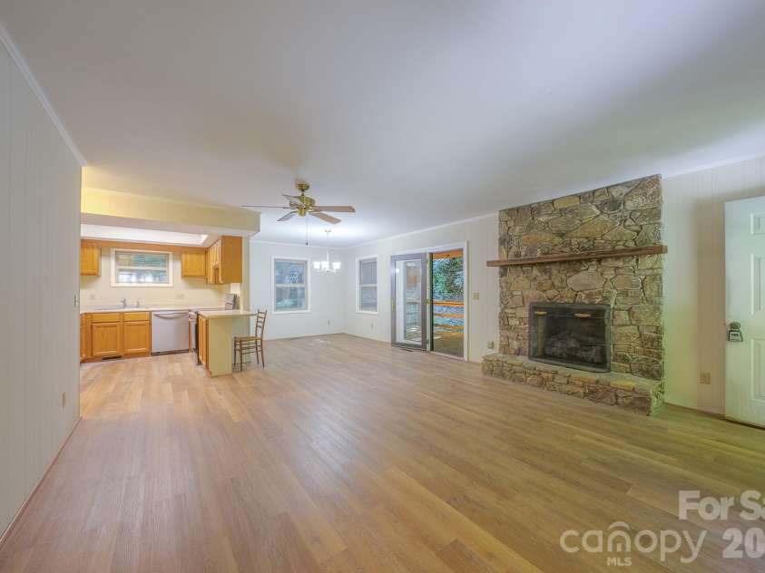 410 Avena Road, Black Mountain, NC 28711.  MLS# CAR4393879, YatesRealty ID 31145. 