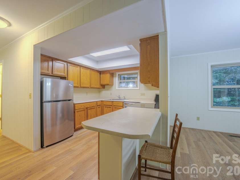 410 Avena Road, Black Mountain, NC 28711.  MLS# CAR4393879, YatesRealty ID 31145. 