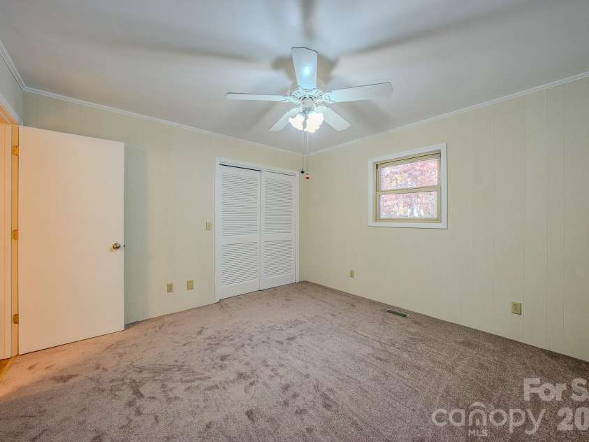 410 Avena Road, Black Mountain, NC 28711.  MLS# CAR4393879, YatesRealty ID 31145. Main level Bedroom 2