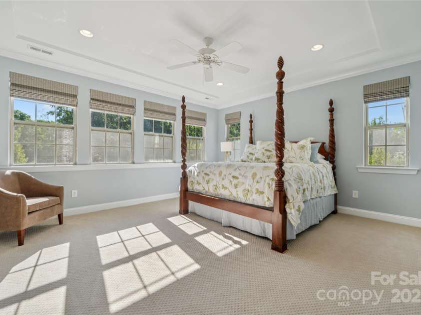 11623 Hophornbeam Lane, Charlotte, NC 28278.  MLS# CAR4287680, YatesRealty ID 31146. 