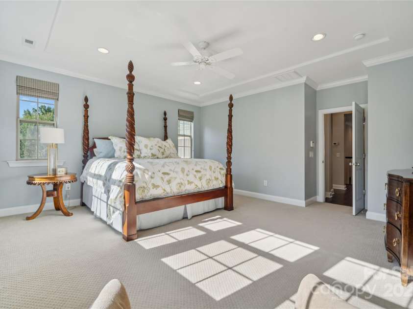 11623 Hophornbeam Lane, Charlotte, NC 28278.  MLS# CAR4287680, YatesRealty ID 31146. 