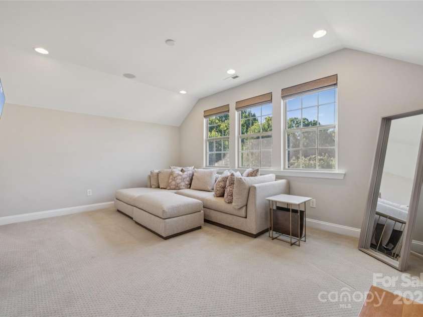 11623 Hophornbeam Lane, Charlotte, NC 28278.  MLS# CAR4287680, YatesRealty ID 31146. 