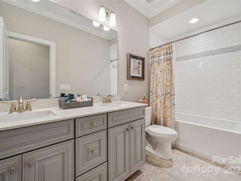11623 Hophornbeam Lane, Charlotte, NC 28278.  MLS# CAR4287680, YatesRealty ID 31146. 