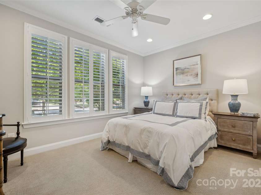 11623 Hophornbeam Lane, Charlotte, NC 28278.  MLS# CAR4287680, YatesRealty ID 31146. 