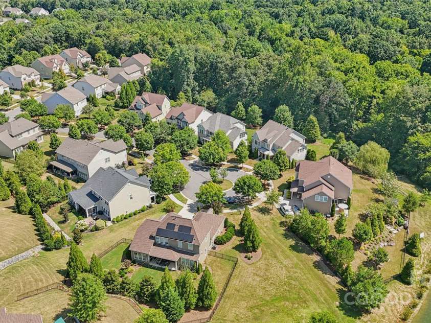 11623 Hophornbeam Lane, Charlotte, NC 28278.  MLS# CAR4287680, YatesRealty ID 31146. 