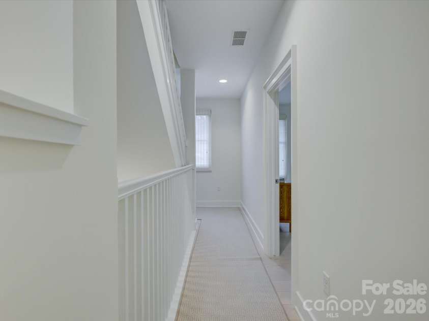 335 Tremont Avenue, Charlotte, NC 28203.  MLS# CAR4390231, YatesRealty ID 31147. 