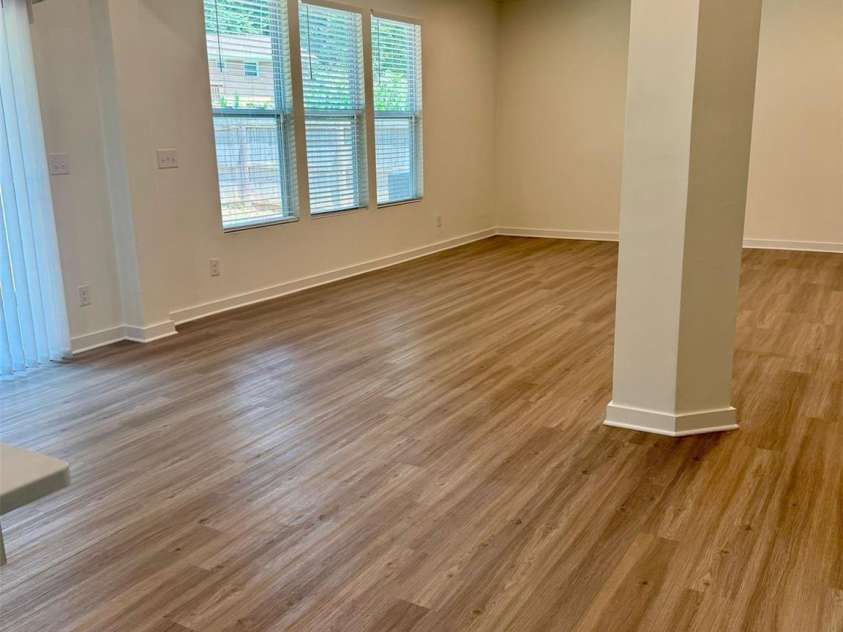 801 Anglin Forest Way, Charlotte, NC 28214.  MLS# CAR4281410, YatesRealty ID 31147. 