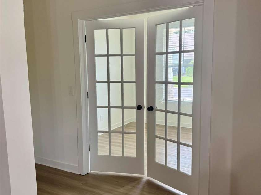 801 Anglin Forest Way, Charlotte, NC 28214.  MLS# CAR4281410, YatesRealty ID 31147. 
