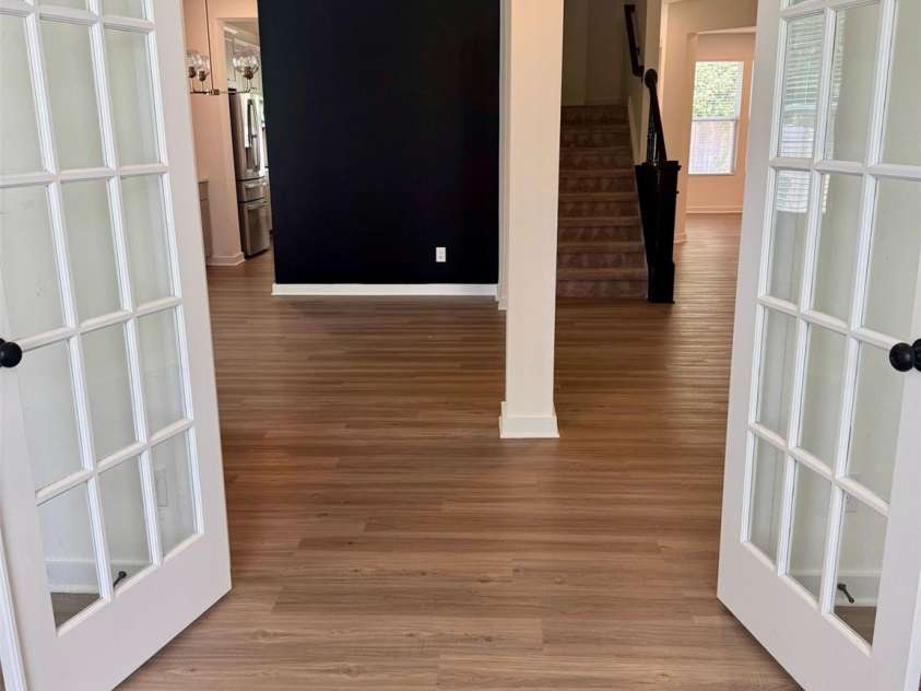 801 Anglin Forest Way, Charlotte, NC 28214.  MLS# CAR4281410, YatesRealty ID 31147. 