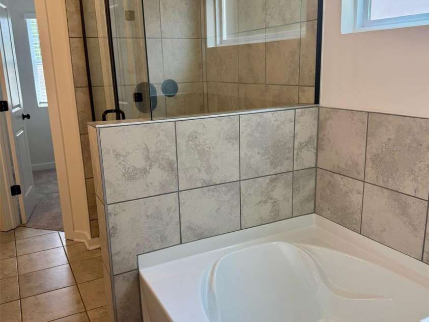 801 Anglin Forest Way, Charlotte, NC 28214.  MLS# CAR4281410, YatesRealty ID 31147. 