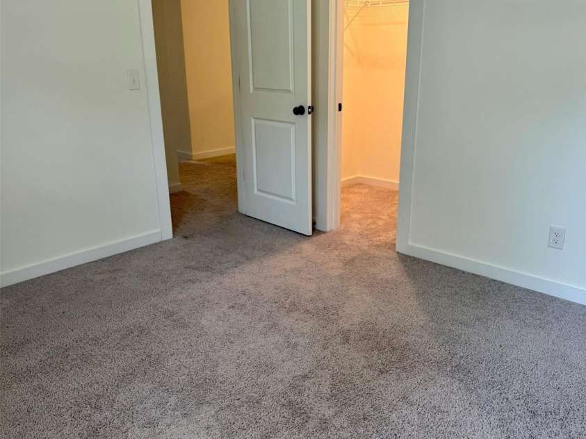 801 Anglin Forest Way, Charlotte, NC 28214.  MLS# CAR4281410, YatesRealty ID 31147. 