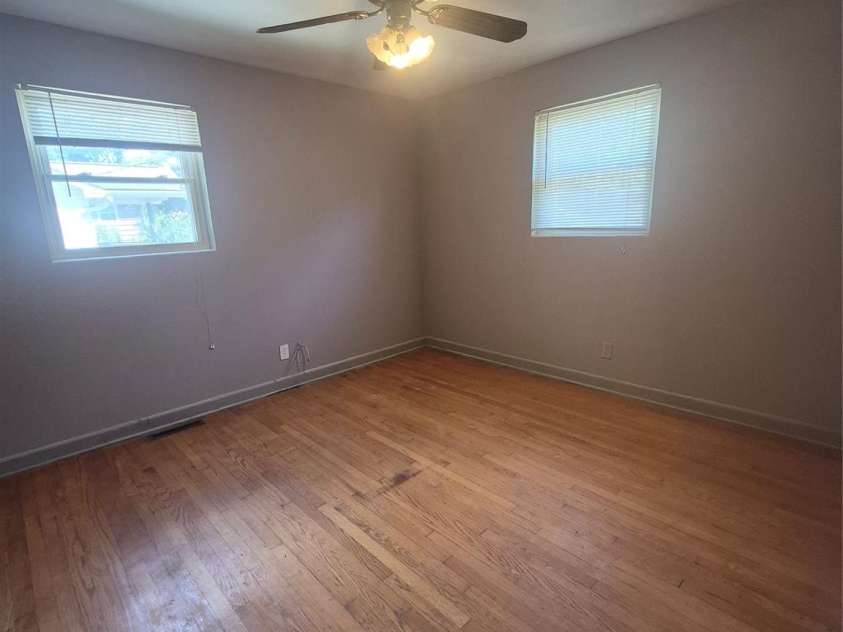 258 New Leicester Highway, Asheville, NC 28806.  MLS# CAR4283085, YatesRealty ID 31148. Br2