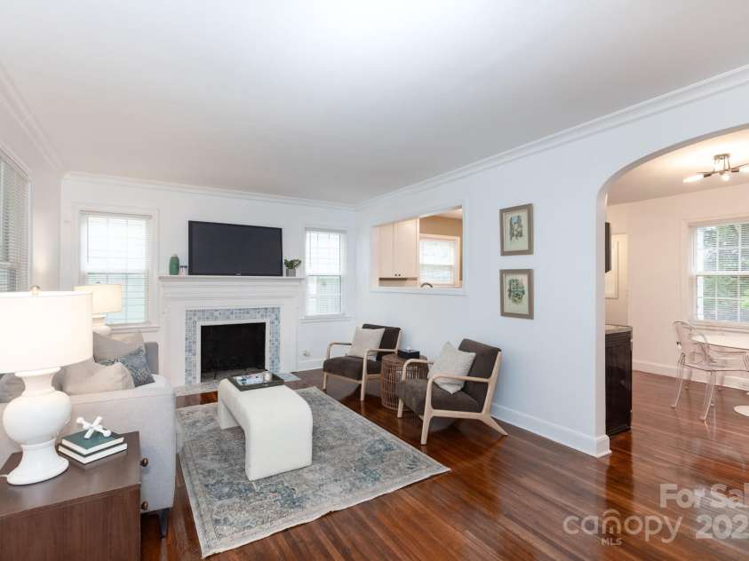 3015 Carol Avenue, Charlotte, NC 28208.  MLS# CAR4290095, YatesRealty ID 31149. 