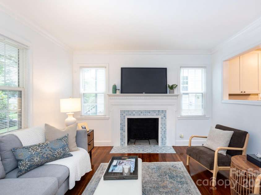 3015 Carol Avenue, Charlotte, NC 28208.  MLS# CAR4290095, YatesRealty ID 31149. 