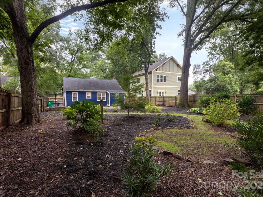 3015 Carol Avenue, Charlotte, NC 28208.  MLS# CAR4290095, YatesRealty ID 31149. 