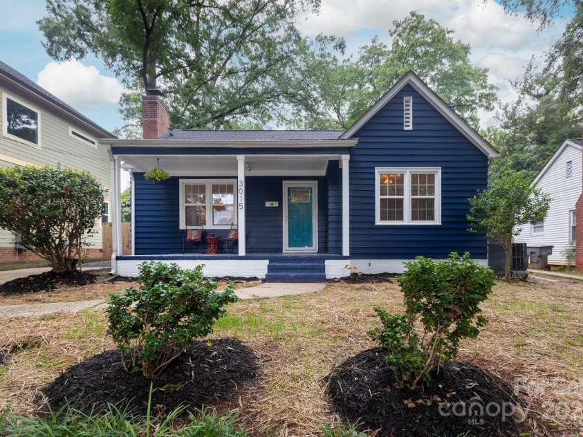 3015 Carol Avenue, Charlotte, NC 28208.  MLS# CAR4290095, YatesRealty ID 31149. 