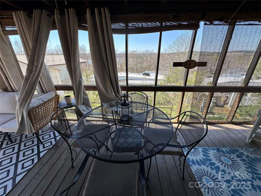 108 Robin Lane, New London, NC 28127.  MLS# CAR4238456, YatesRealty ID 3115. 