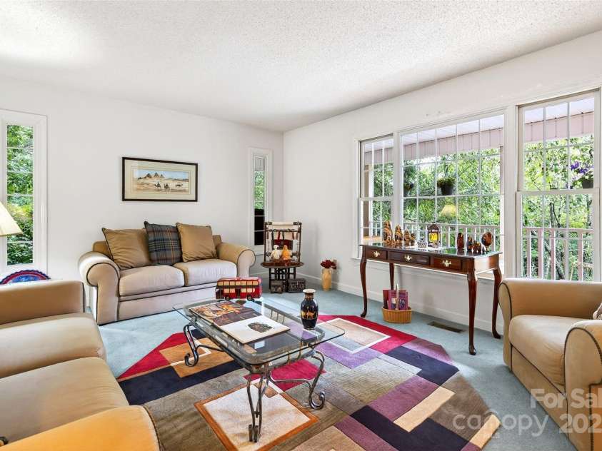 19 Moriah Lane, Asheville, NC 28803.  MLS# CAR4277964, YatesRealty ID 31150. Formal living room