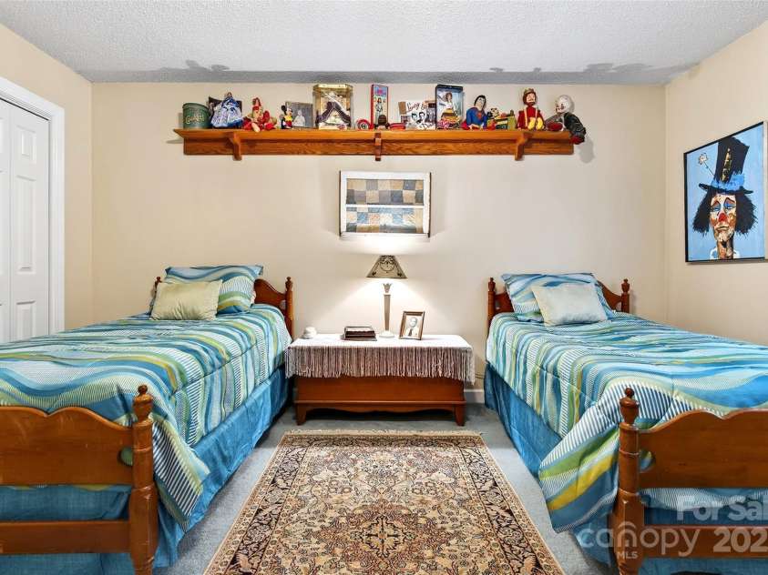 19 Moriah Lane, Asheville, NC 28803.  MLS# CAR4277964, YatesRealty ID 31150. Guest bed room