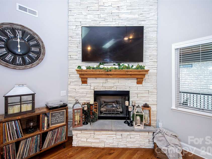 1414 Spring Ridge Lane, Denver, NC 28037.  MLS# CAR4392414, YatesRealty ID 31152. 